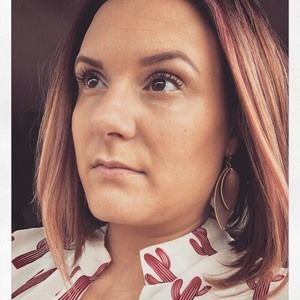 Meet your Posher, Courtney